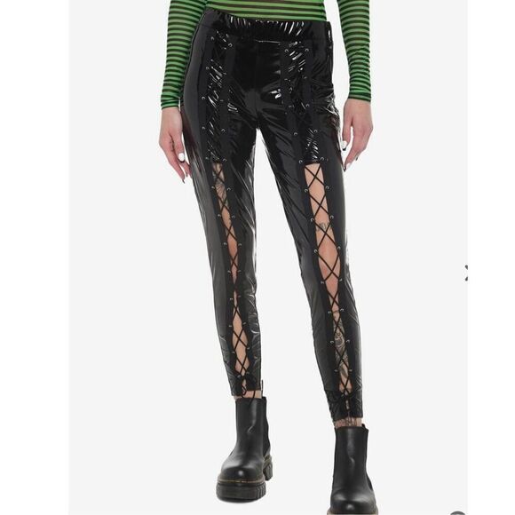 Hot Topic Pants - Hot Topic Faux Leather Lace-Up Leggings Size Medium New